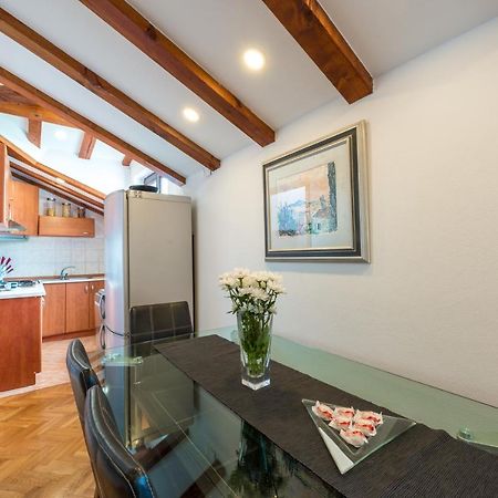 דוברובניק Beach Lapad Apartment Villa Tolja מראה חיצוני תמונה