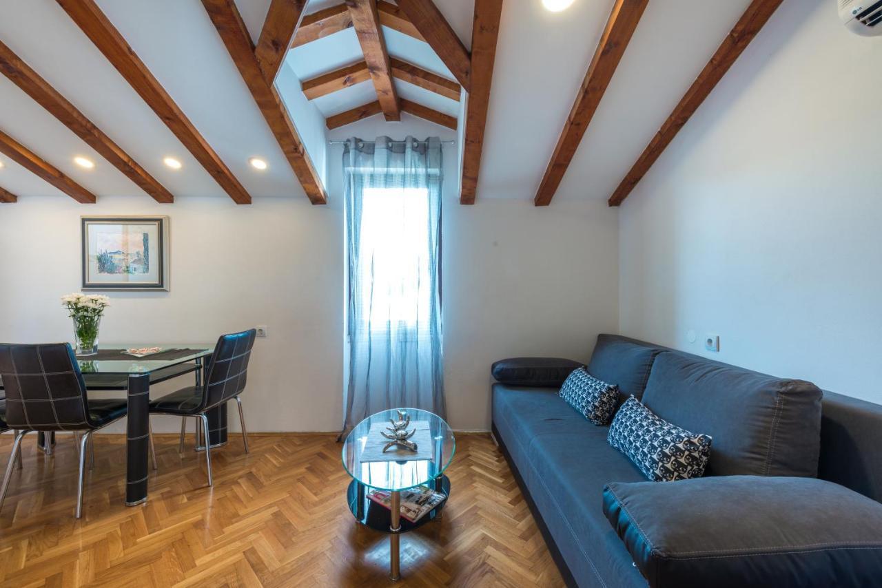 דוברובניק Beach Lapad Apartment Villa Tolja מראה חיצוני תמונה