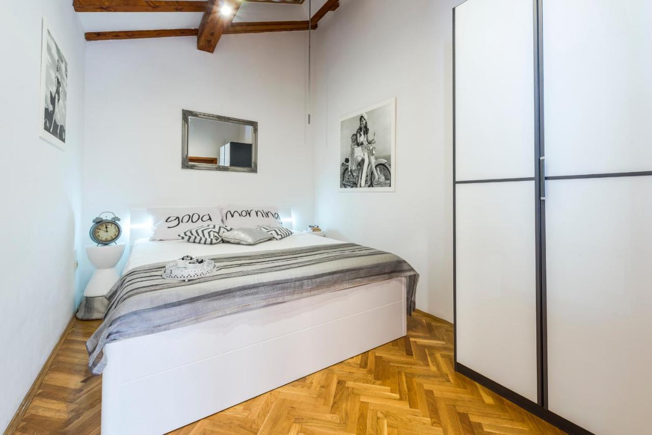 דוברובניק Beach Lapad Apartment Villa Tolja מראה חיצוני תמונה