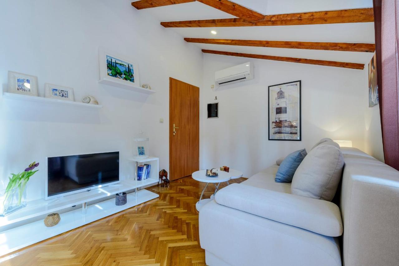 דוברובניק Beach Lapad Apartment Villa Tolja מראה חיצוני תמונה