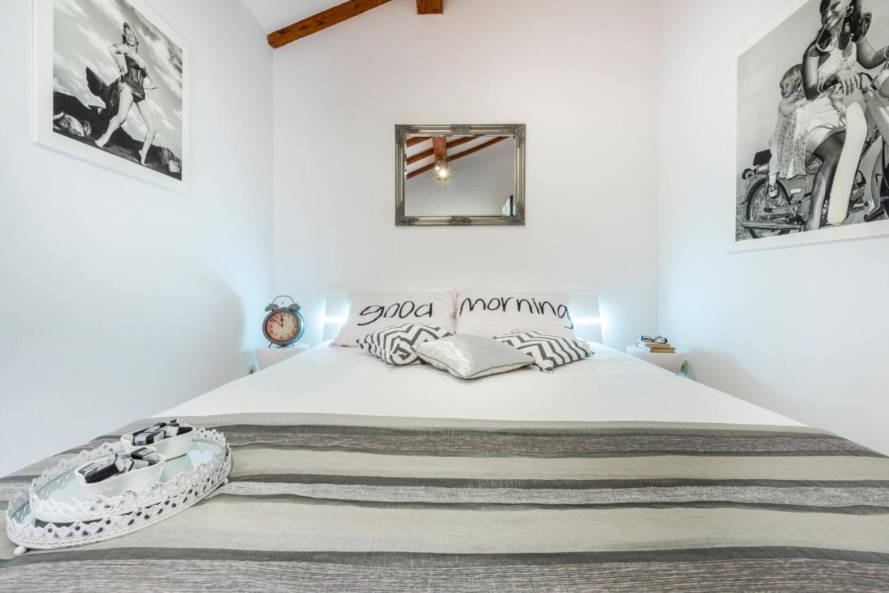 דוברובניק Beach Lapad Apartment Villa Tolja מראה חיצוני תמונה