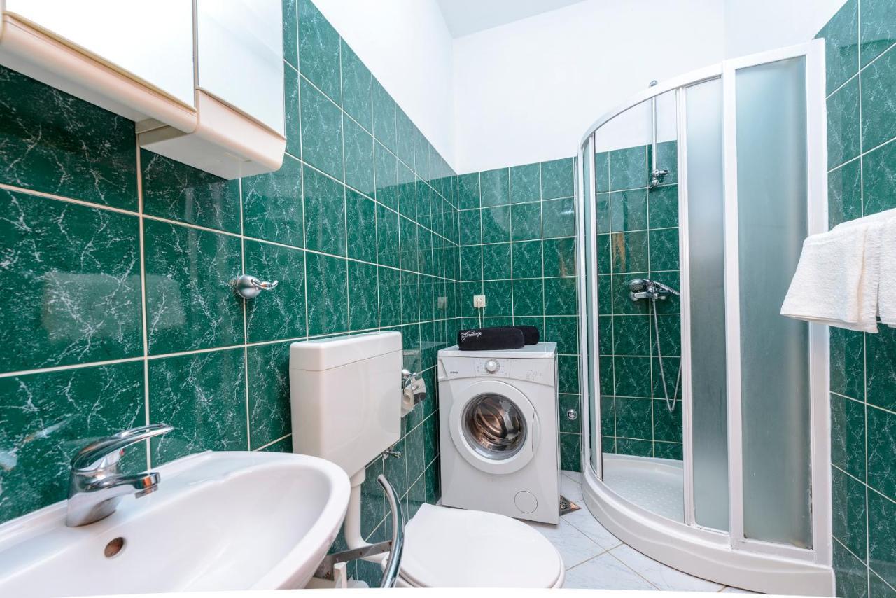 דוברובניק Beach Lapad Apartment Villa Tolja מראה חיצוני תמונה